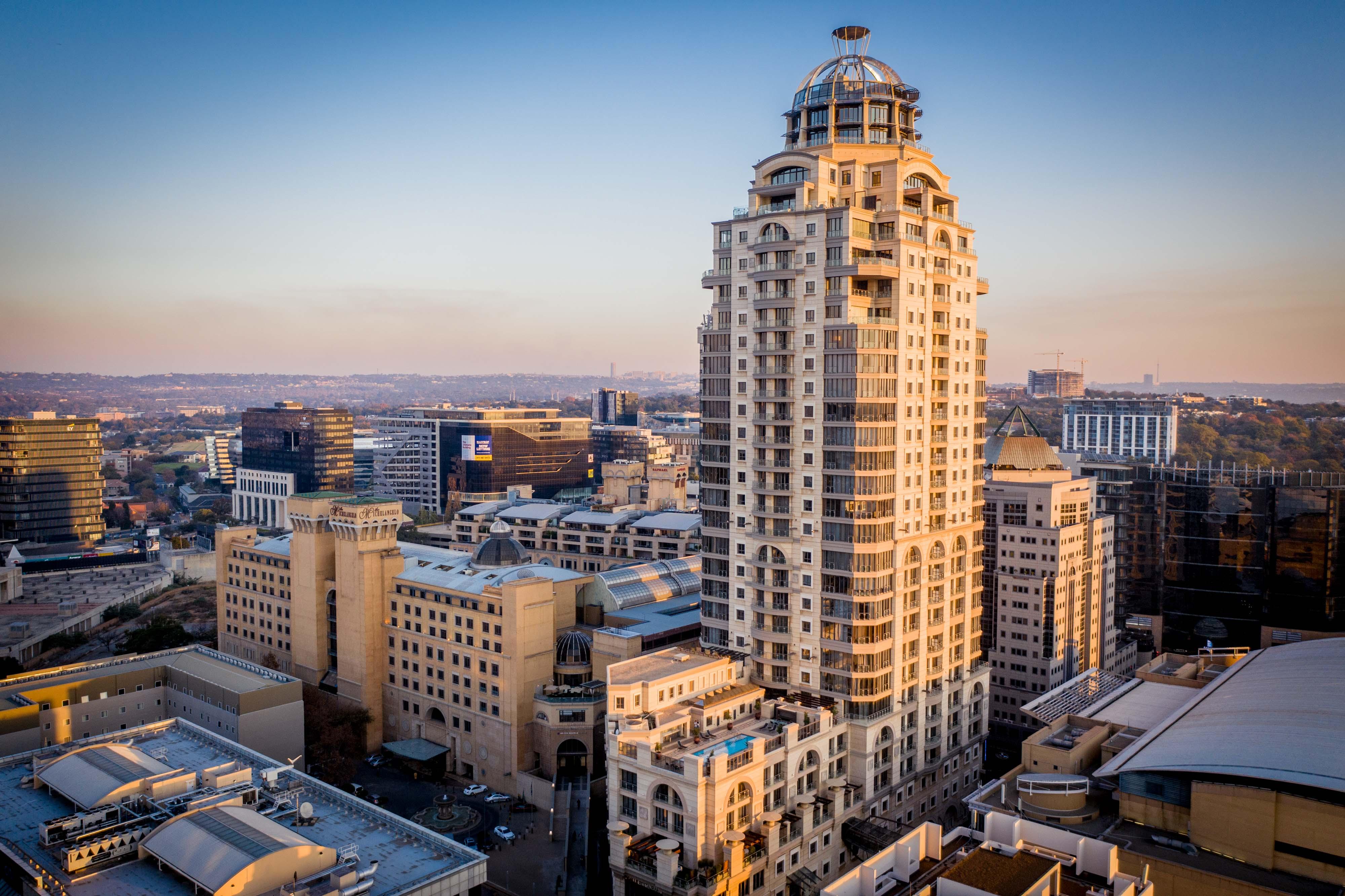 The Michelangelo Towers Hotel Sandton Exterior photo